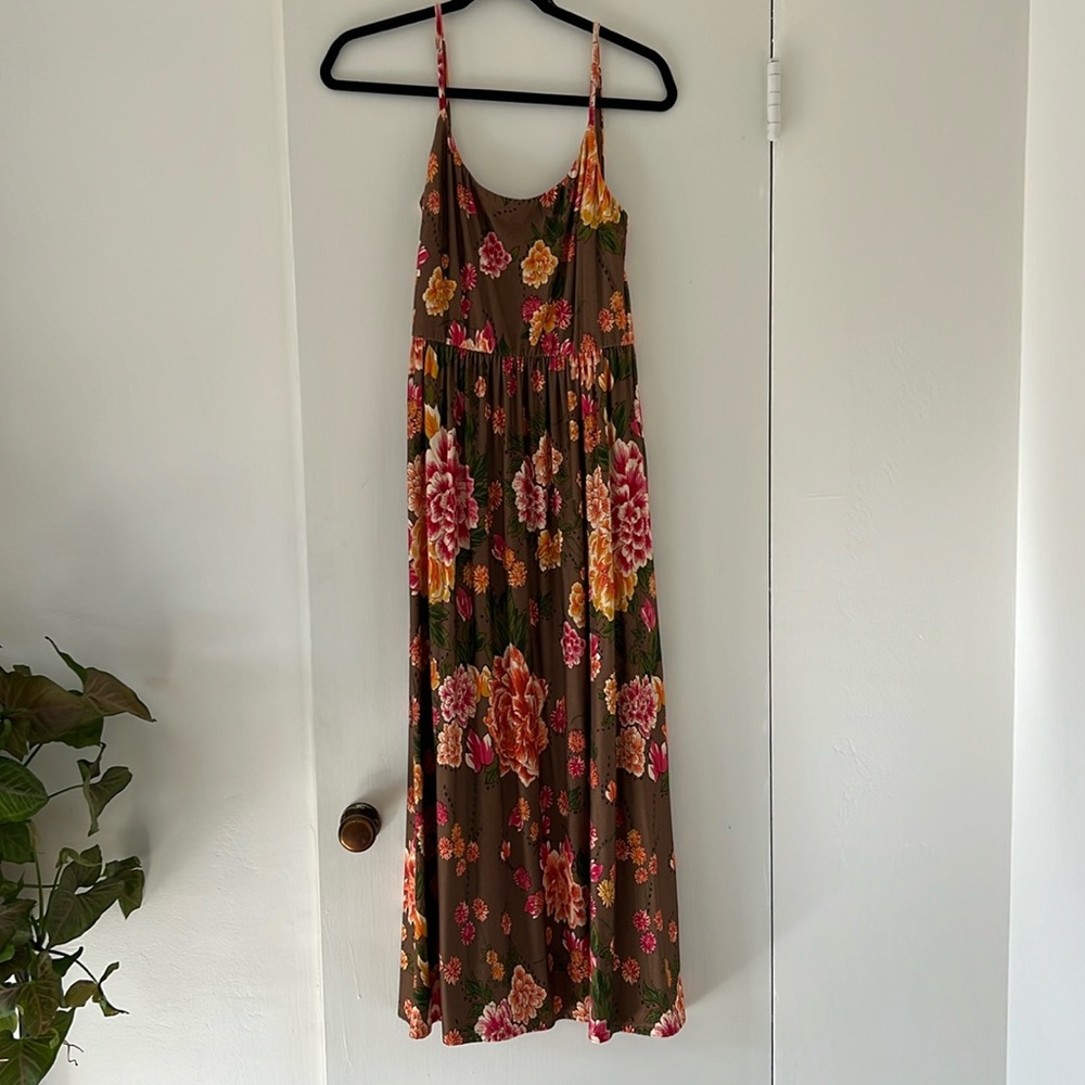 Novella Royale floral midi dress
